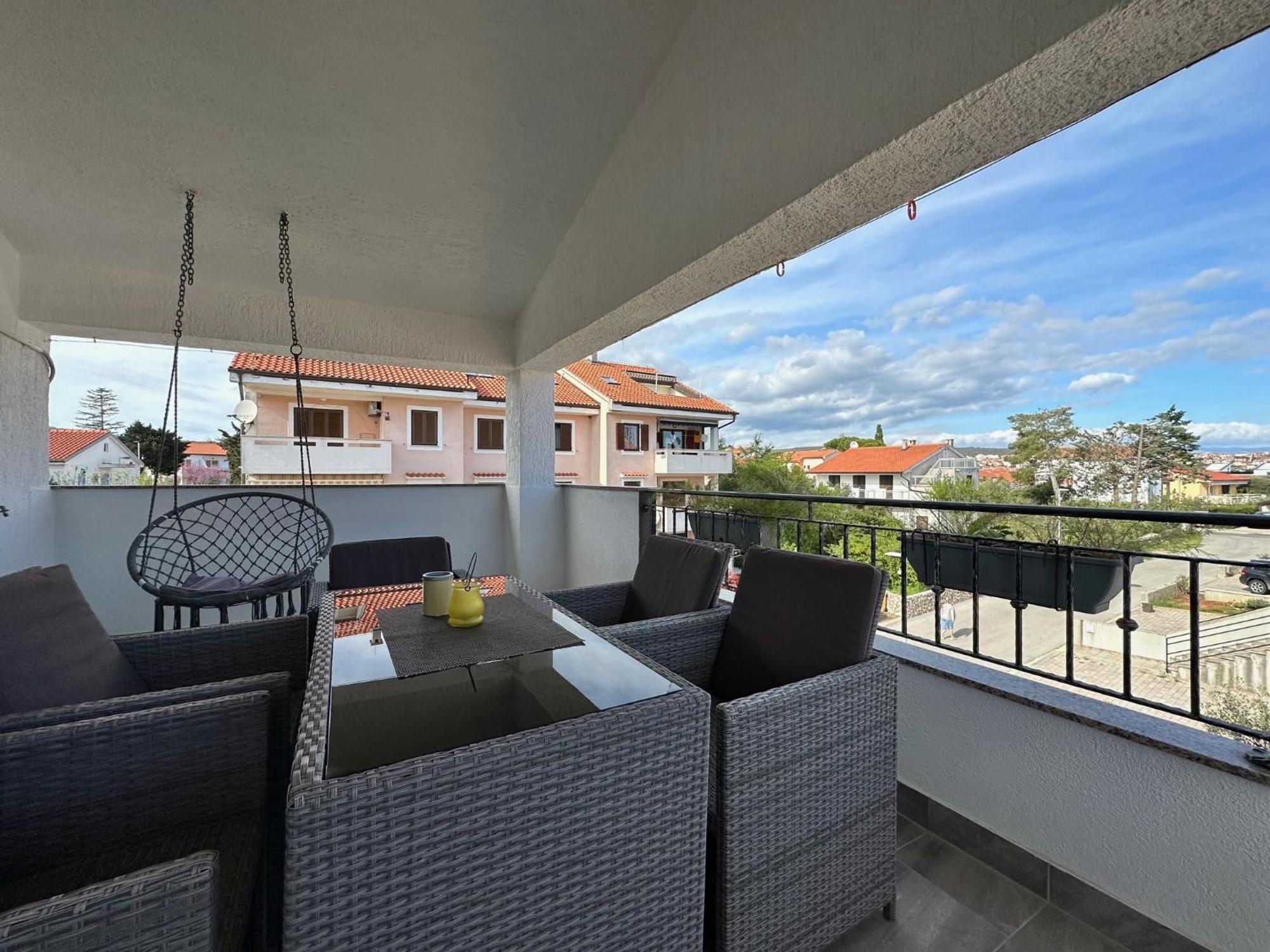 Apartments Hajl Krk Town Buitenkant foto